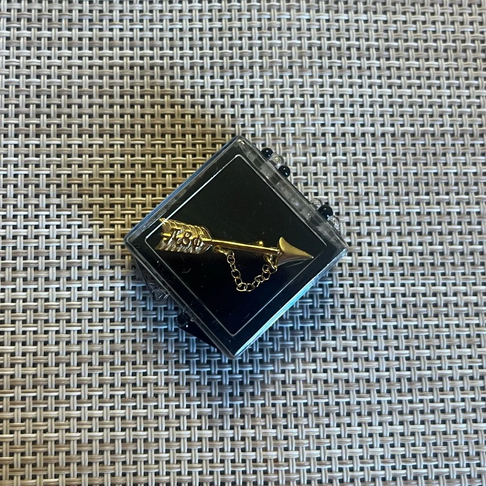 PI BETA PHI ARROW PIN GOLD FILLED - Picture 1 of 1